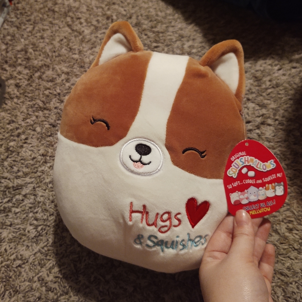 Regina 8" Squishmallow NWT
